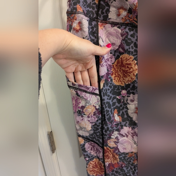 Sold - Picture 4 of 7